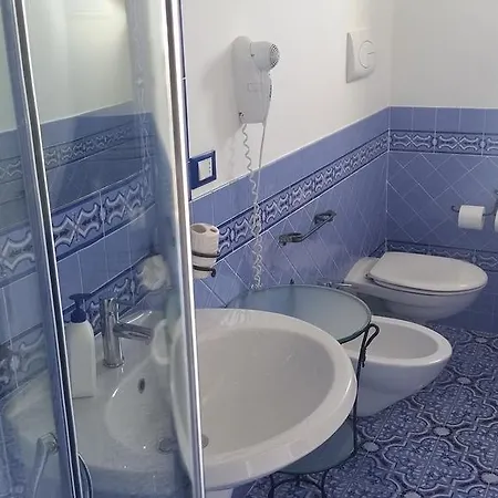 A Cannata 3* Santa Marina Salina