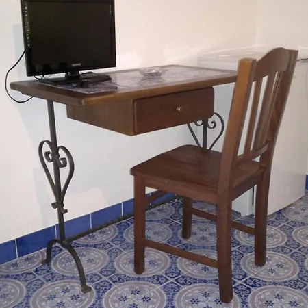 A Cannata Santa Marina Salina