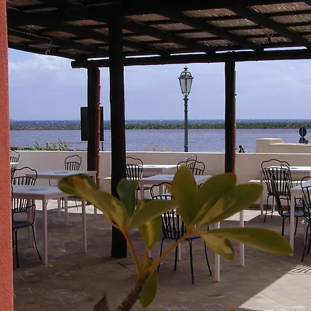 A Cannata Santa Marina Salina