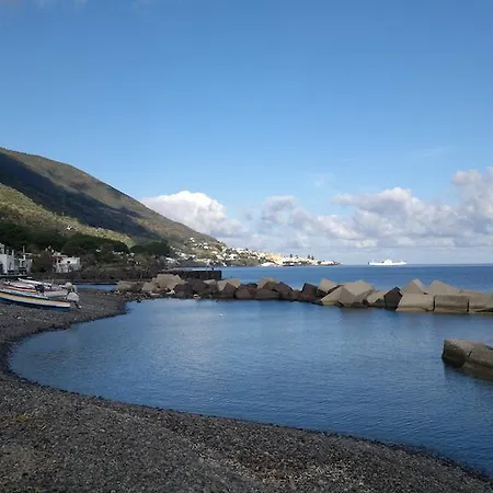 A Cannata Santa Marina Salina