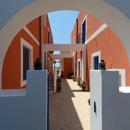 A Cannata Santa Marina Salina