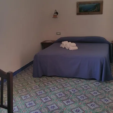 A Cannata Santa Marina Salina