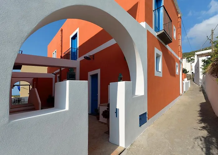 A Cannata Santa Marina Salina