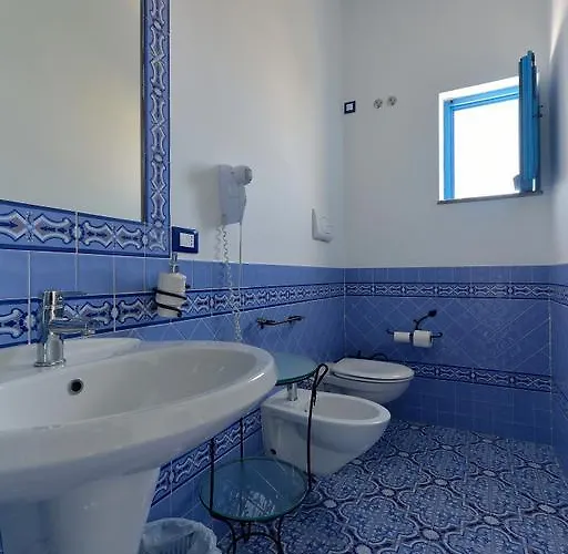 A Cannata Santa Marina Salina