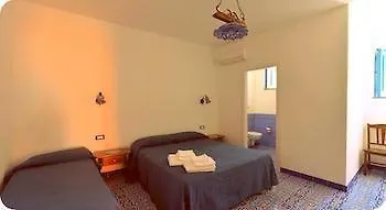 A Cannata Santa Marina Salina