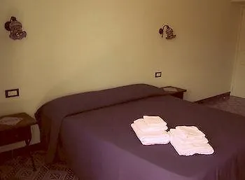 A Cannata Santa Marina Salina